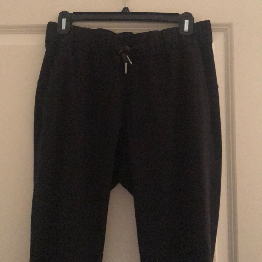 LuLulemon On The Fly Pant 28 size6